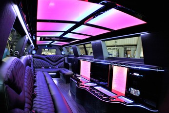 14 Passengers Stretch SUV Limousine for Prom and Homecoming rental